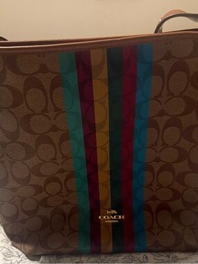 Coach legacy strip duffle